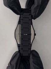 Black Minimalist Analog Wrist Aura Watch With Stainless Steel Strap And Butterfly Lock Non Waterproof