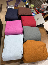Fancy Quilted Waterproof Mattress Fitted Bed Sheet 100%  Waterproof